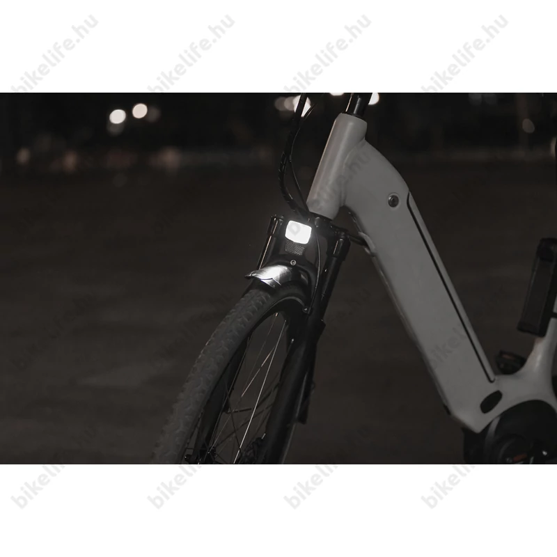 AXA Nxt80 E-bike első lámpa LED-es, 80LUX, 2 vezetékes, 6-12V-os
