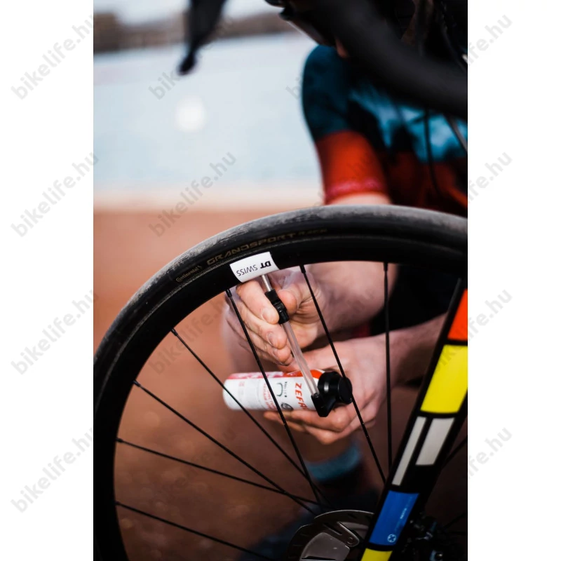 Zefal defektjavító spray ami tömít és pumpál - tömlős és tubeless rendszerekhez minden szeleptípushoz 150ml