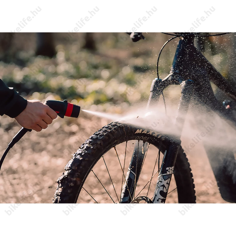 Bosch Fontus 18V-6 magasnyomású mosó kifejezetten kerékpárokhoz, vezeték nélküli