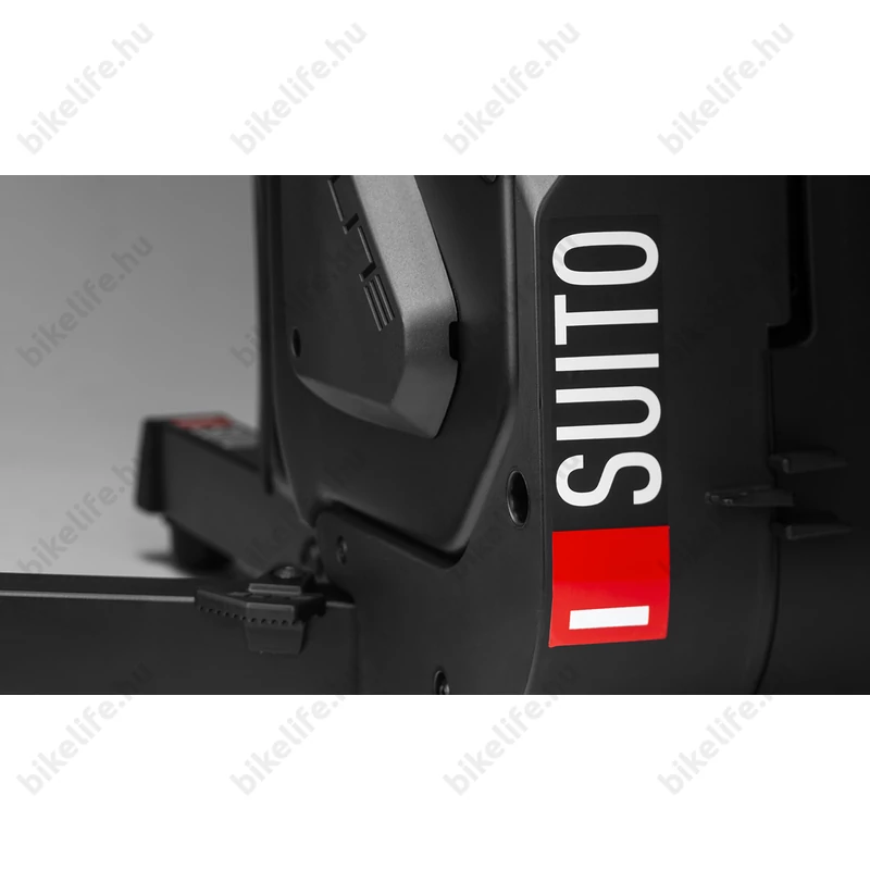 Elite Suito interaktív görgő wattmérős, 2,5%-15%, hátsó kerék helyére + Tr.Block