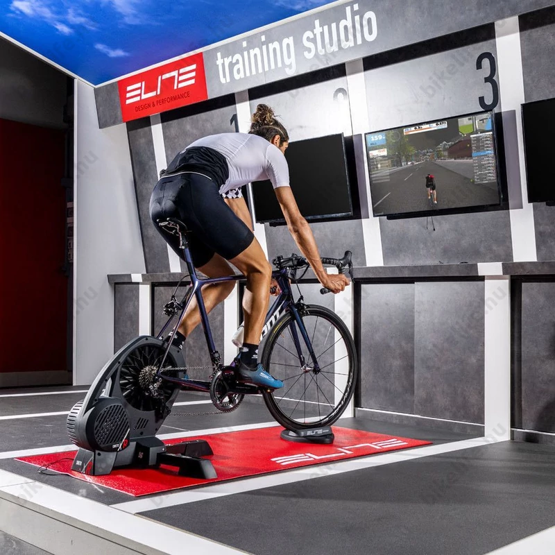 Elite Sterzo Smart első keréktámasz görgőhöh, kanyarodó, Bluetooth