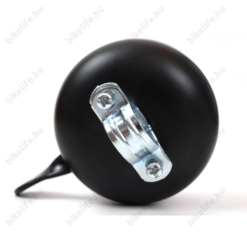 hátulról, bilinccsel