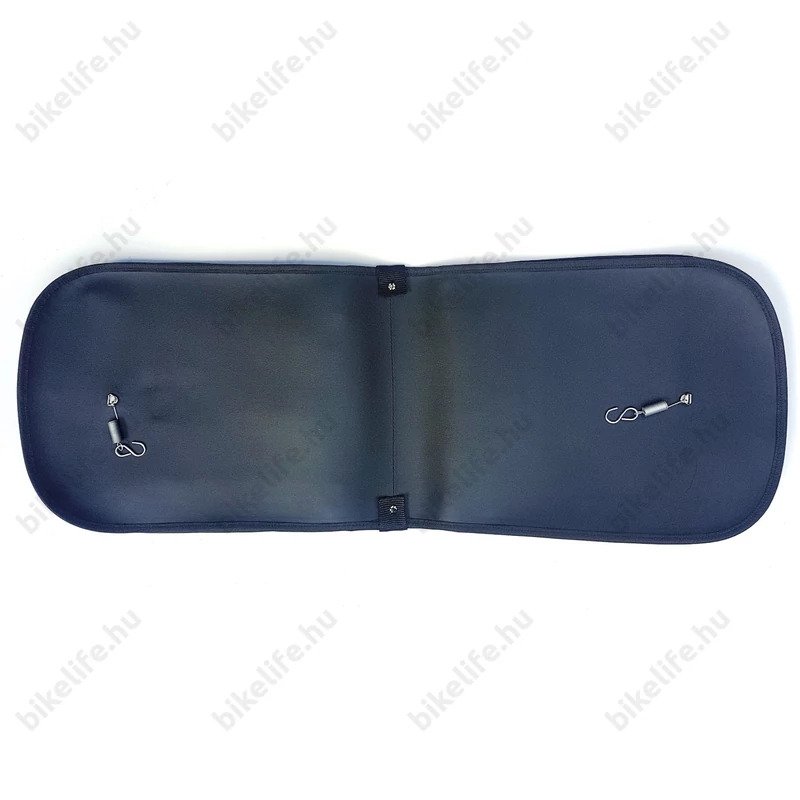 A rugós kampók gyorsabb és egyszerűbb biztosítást tesznek lehetővé mint a szalagos vagy tépőzáras megoldások