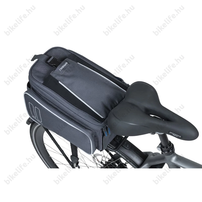 vízálló anyagból