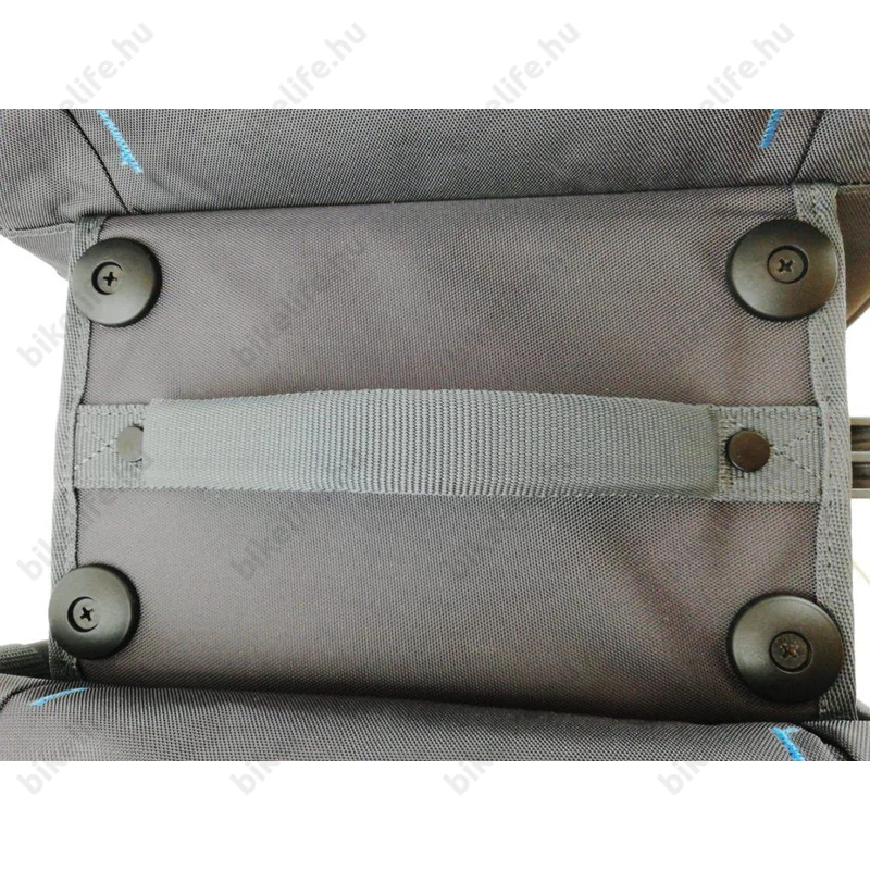 középső csomagtartóra helyezendő rész