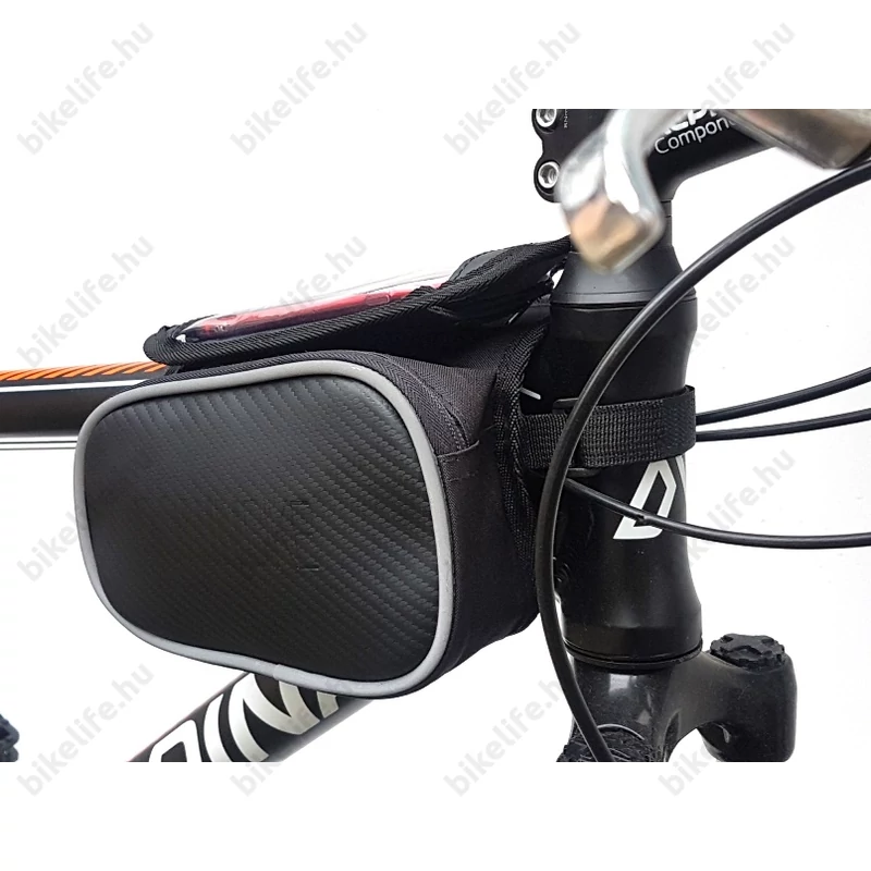 A homlokcsőnél és a felsőcsőnél rögzítjük, így abszolút biztonságos.