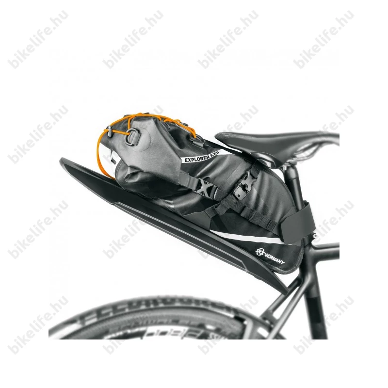 Táska és sárvédő egyben