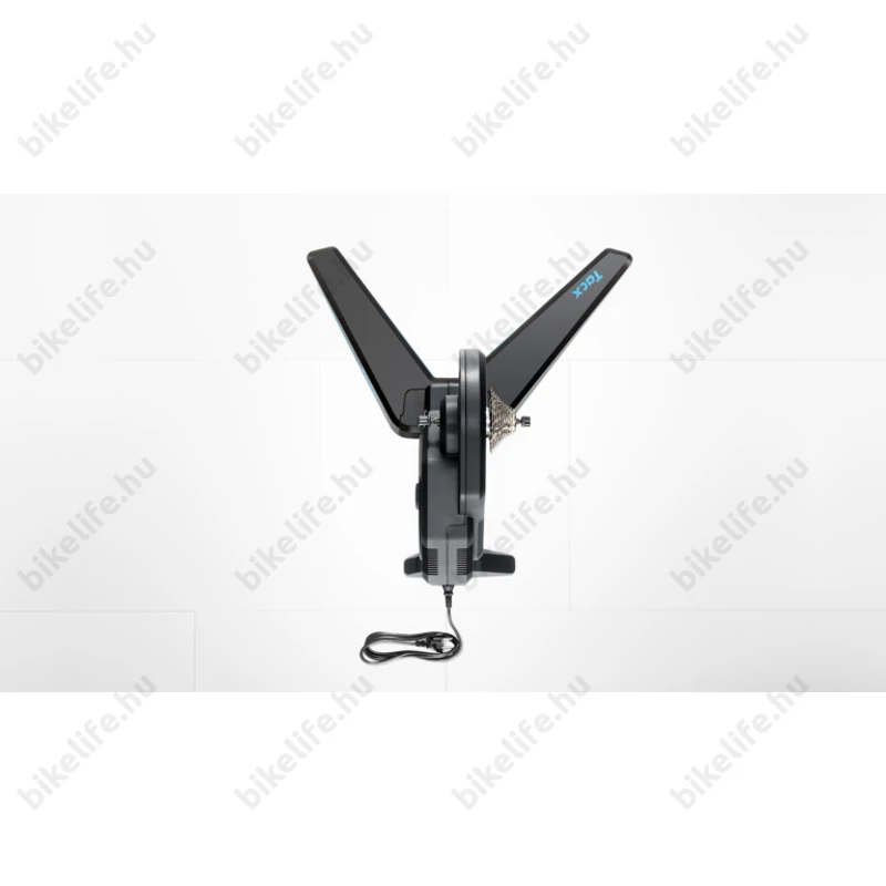 Tacx Flux 2 Smart T2980 DirektDrive interaktív tréner 2000W, 16 fokos emelkedőt szimulál